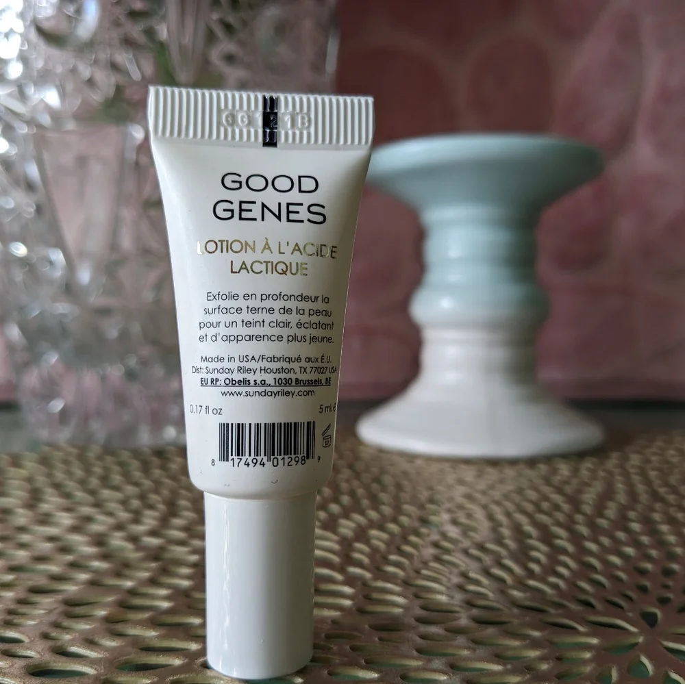 Sunday Riley - Picture 2 of 2